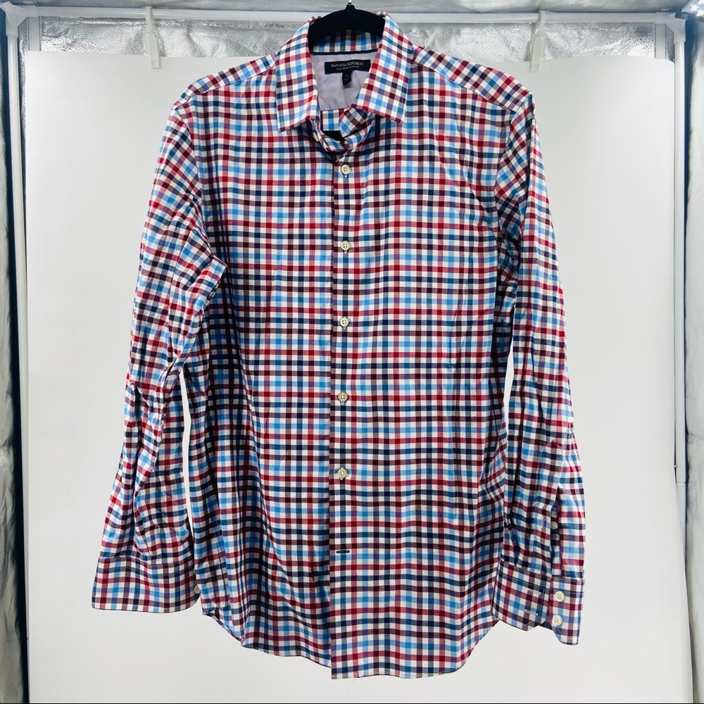 Banana Republic Blue Red Checkered Button Up Long Sleeve Collared Shirt
